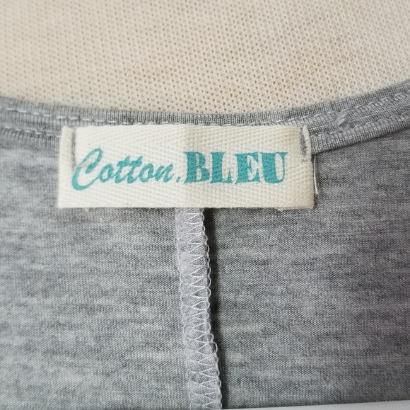 NWOT Lace Up Short Sleeve Top - Picture 7 of 7